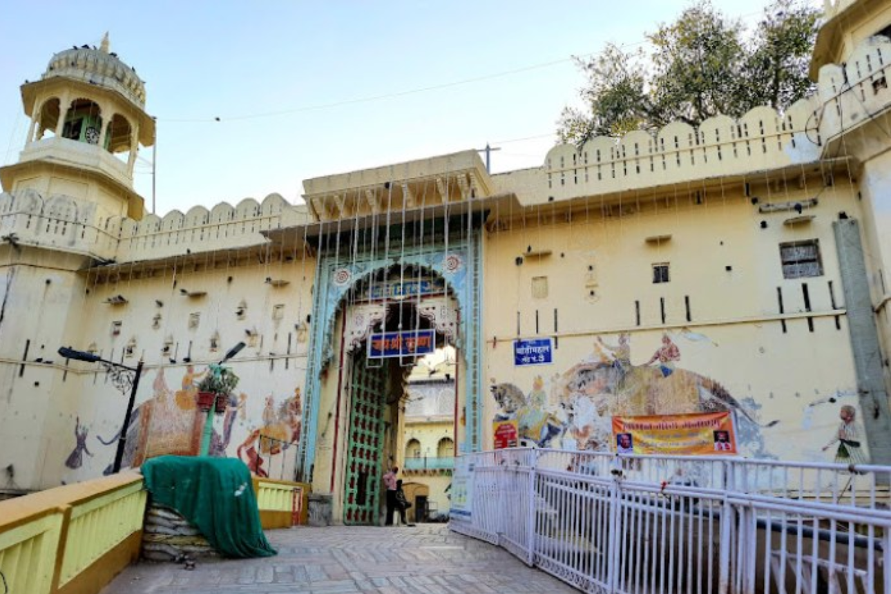 Nathdwara – Eklingji – Nagda Temple Tour photo 3